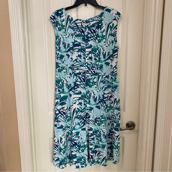 Lane Bryant Sleeveless Ruched Front Tropical Print Sheath Dress Size 14 / 16 - Picture 6 of 11